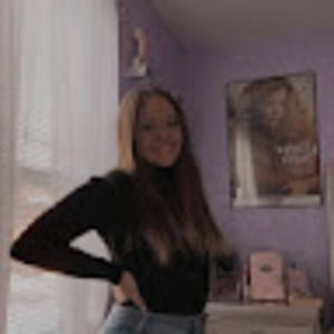 Meet your Posher, Isabella